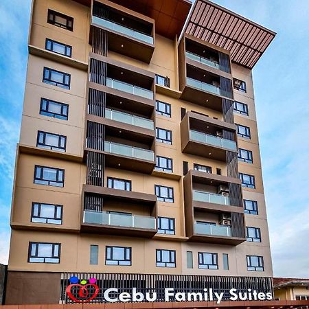 Cebu Family Suites Powered By Cocotel Εξωτερικό φωτογραφία
